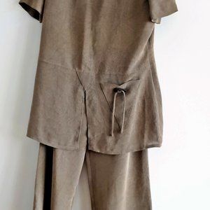 JOSEPH RIBKOFF - 2 PIECE SUIT